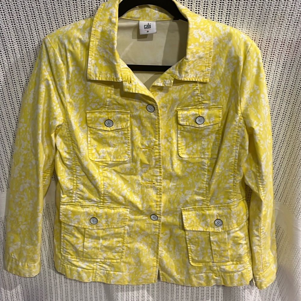 Reduced price $22. CAbi #5160 Field Jacket Size medium